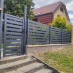 Kovové ploty na míru jako dlouhodobé řešení oplocení